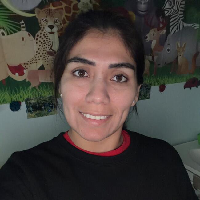 Babysitter in Bradenton: Mirella