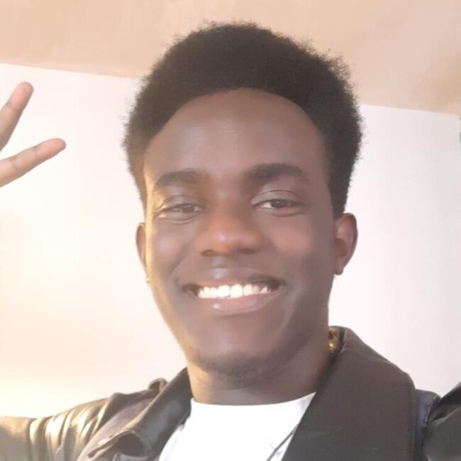 Babysitter in Hull: Preston