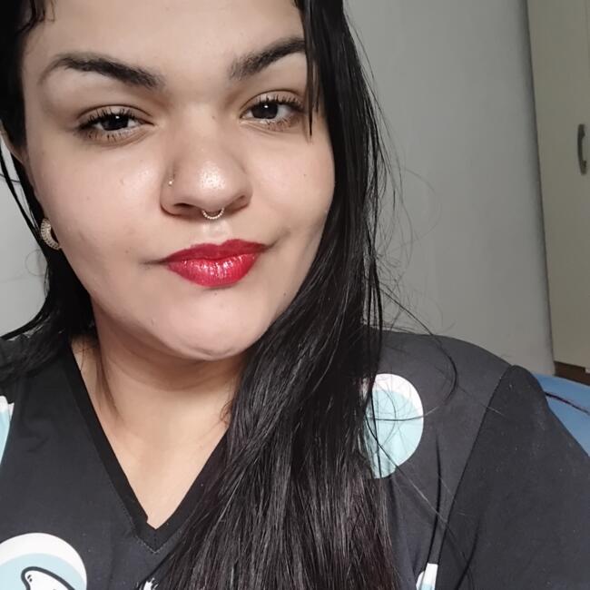 Emprego de babá em Blumenau: Brenda