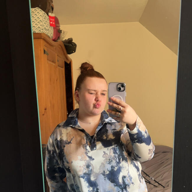 Babysitter in Vimont: Coralie