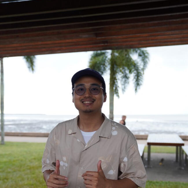 Babysitter in Cairns: Daisuke