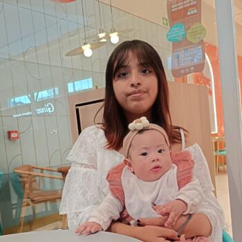Baby-sitter in Paracuellos de Jarama: Camila