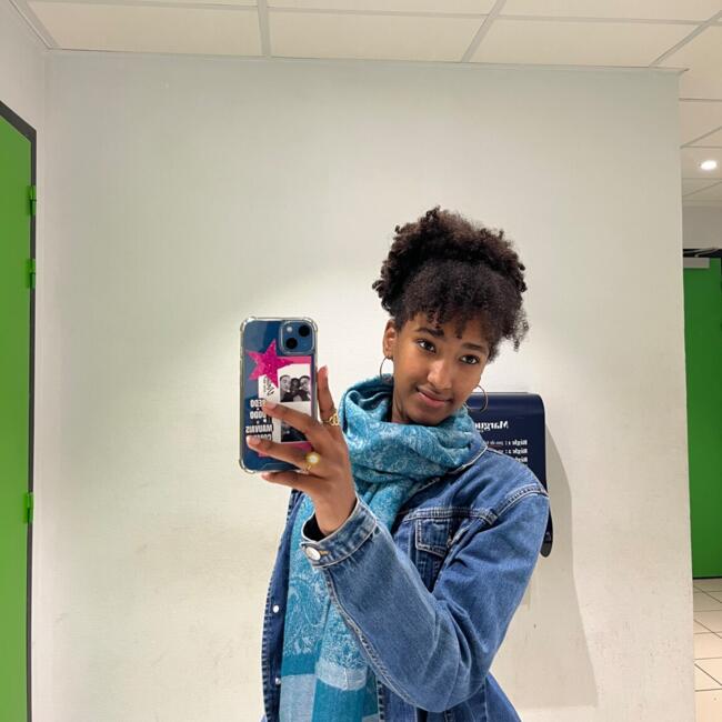 Babysitter in Lézigné: Soraya