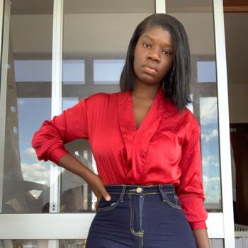 Trabalho de babysitting em Vila Franca de Xira: Trabalho de babysitting Isabel