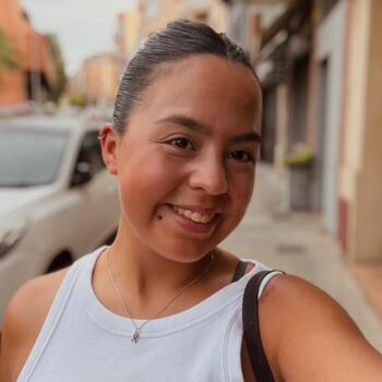 Babysitter Barcelona: Mara Agostina