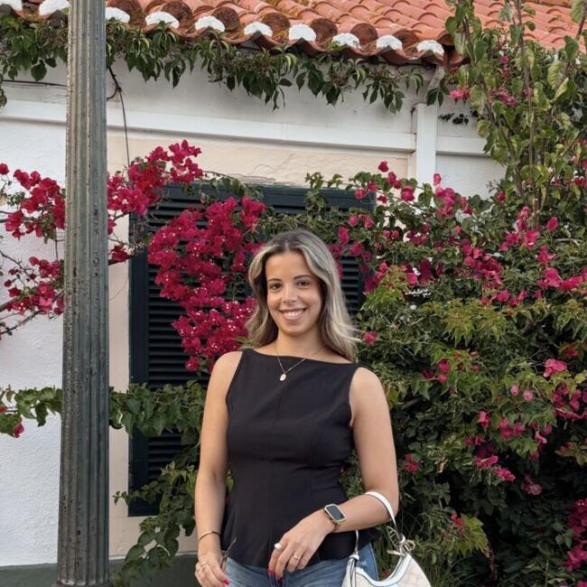 Babysitter in Lisbon: Vitória