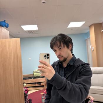 Babysitter in Vantaa: Hamed