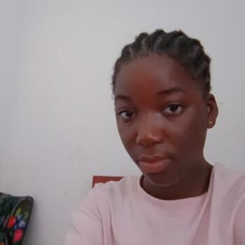 Babysitter in Abidjan: Emma