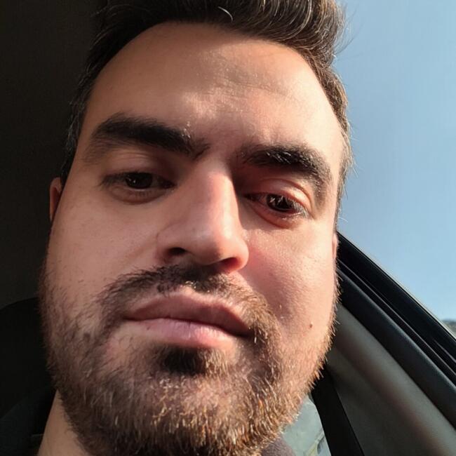 Trabajo para niñera en Cali: Andres