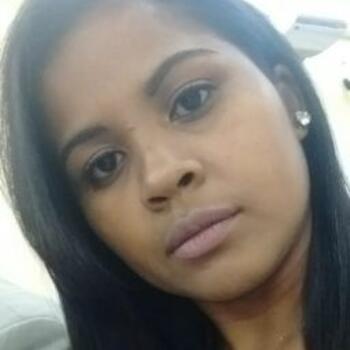 Babysitter in Caucaia: Sabrina Sousa
