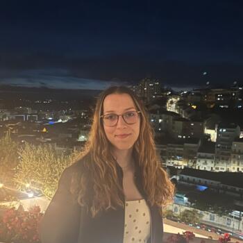 Babysitter in Coimbra: Laura