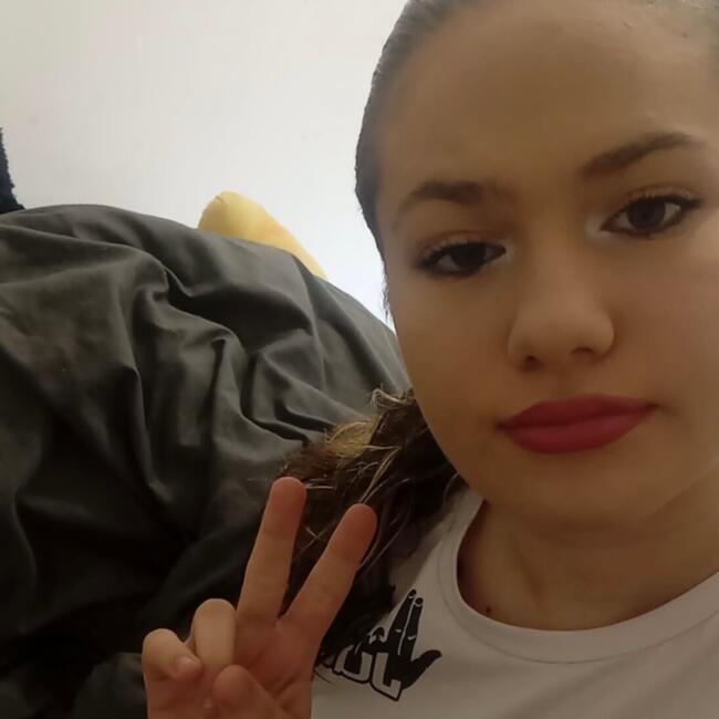 Babysitter in Messei: Madysone