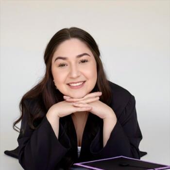 Babá em Campo Largo: Kawany