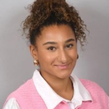 Babysitter in Vineuil: Rita