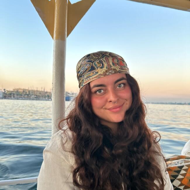 Babysitter a Kloten: Laura