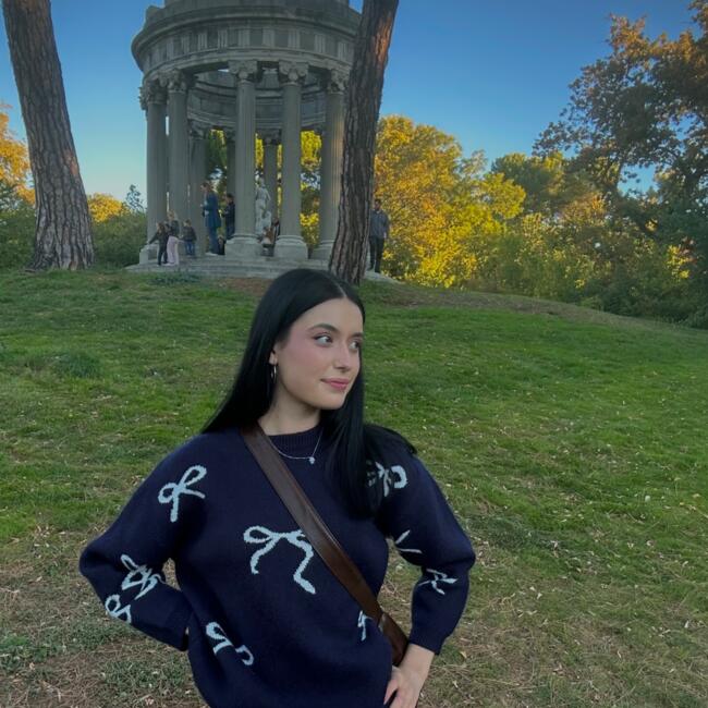 Babysitter in Alcalá de Henares: Carolina