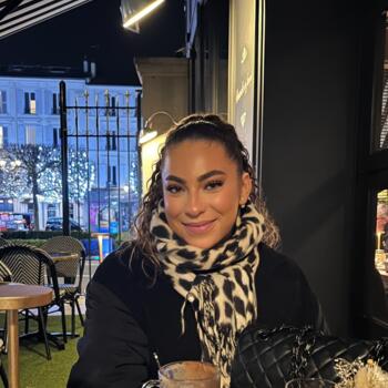 Babysitter in Puteaux: Chloé