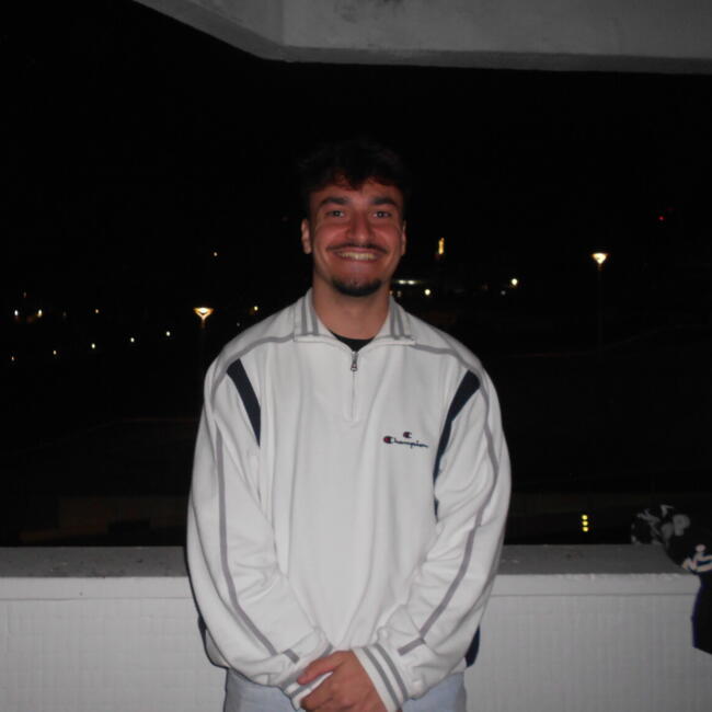 Babysitter em Charneca de Caparica: Martim