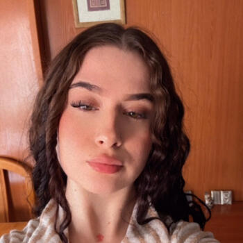 Trabajo de canguro en Madrid: trabajo de canguro Natalia