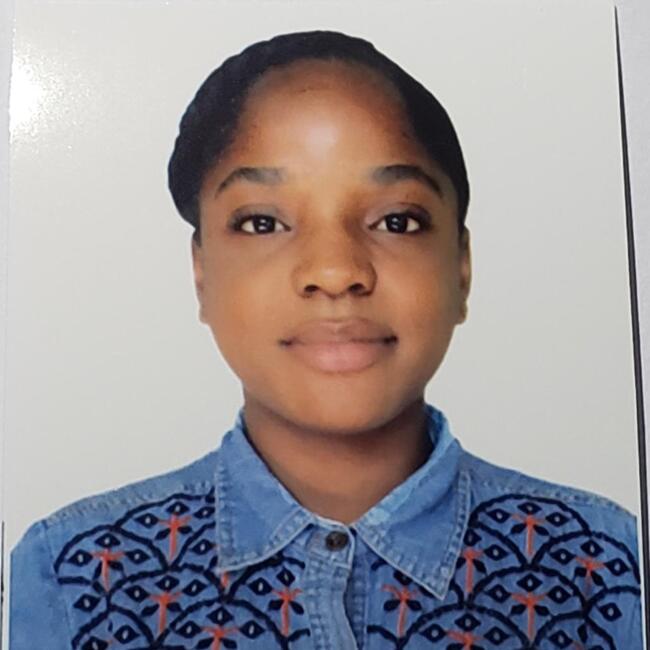 Babysitter in Cape Town: Glória