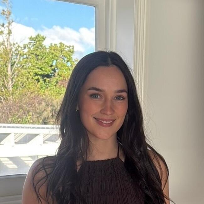 Babysitter in Hobart: Emily