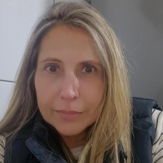 Emprego de babá em Sorocaba: Simone