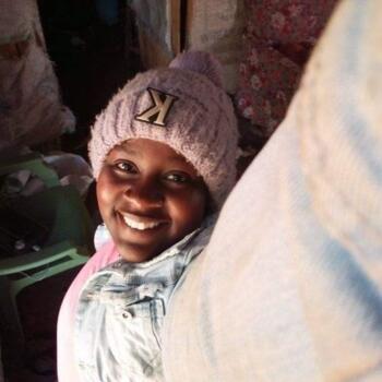 Babysitter in Nduma: Hannah
