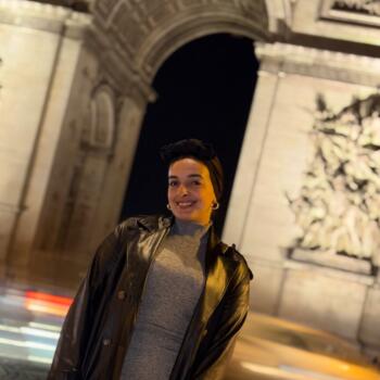 Babysitter in Paris: Meriem