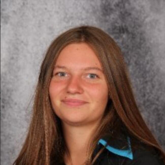 Babysitter in Hénin-Beaumont: Flore