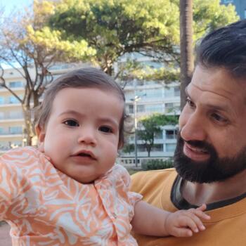 Babysitting job in Montevideo: babysitting job Gabriela