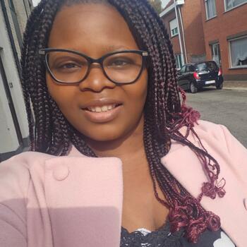 Babysitter in Vosselaar: Kliney