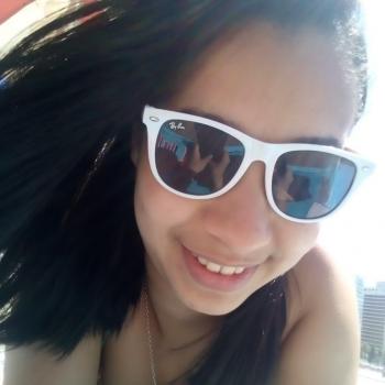 Babysitter in Guarujá: Laura