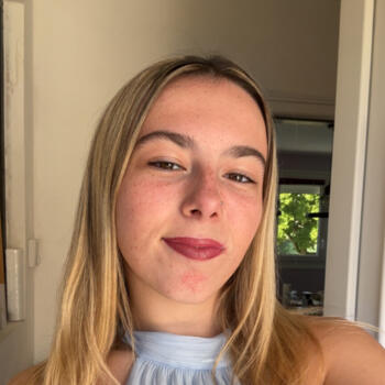 Babysitter in Nogent-le-Rotrou: Juliette