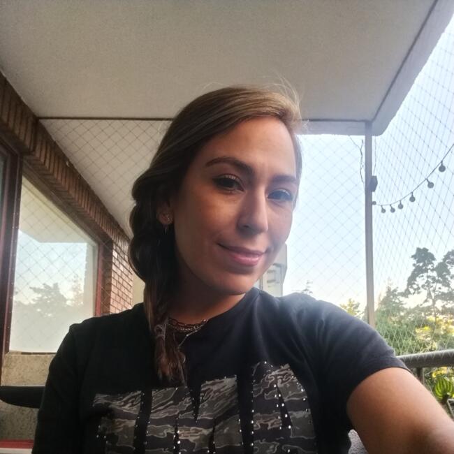 Babysitter in Macul: Perla