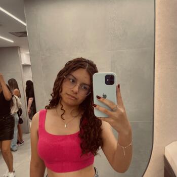 Babysitter Mauá: Camille