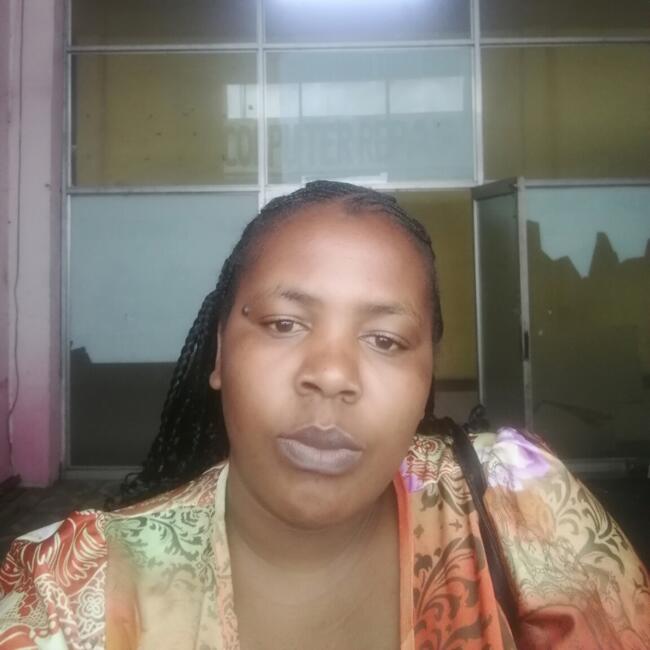 Nanny in Ispongo: Nosipho