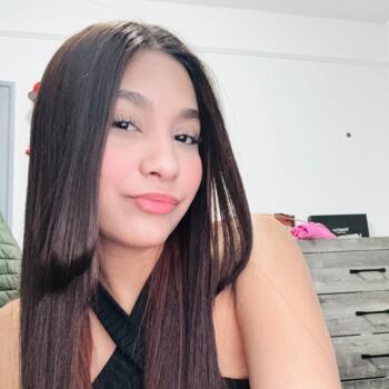 Babysitter in The Bronx: Josmary