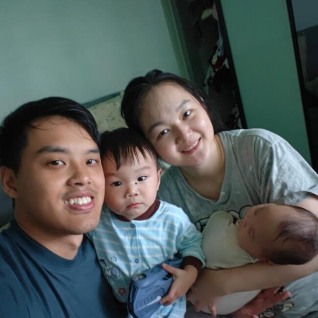 Babysitting job in Singapore: Yuen