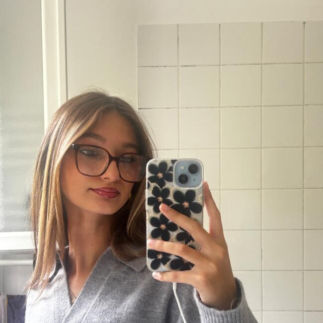 Babysitter in Aix-en-Provence: Manon