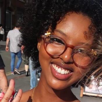 Babysitter in Leicester: Amira