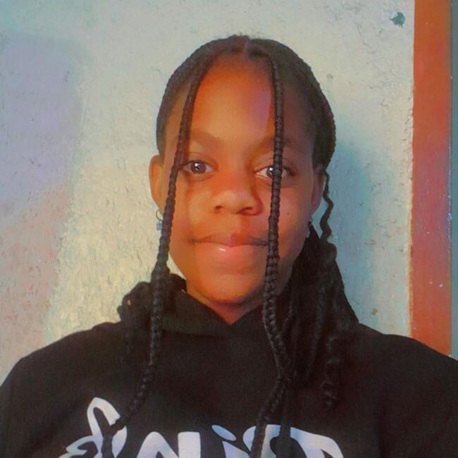 Babysitter in Emalahleni: LAUREN