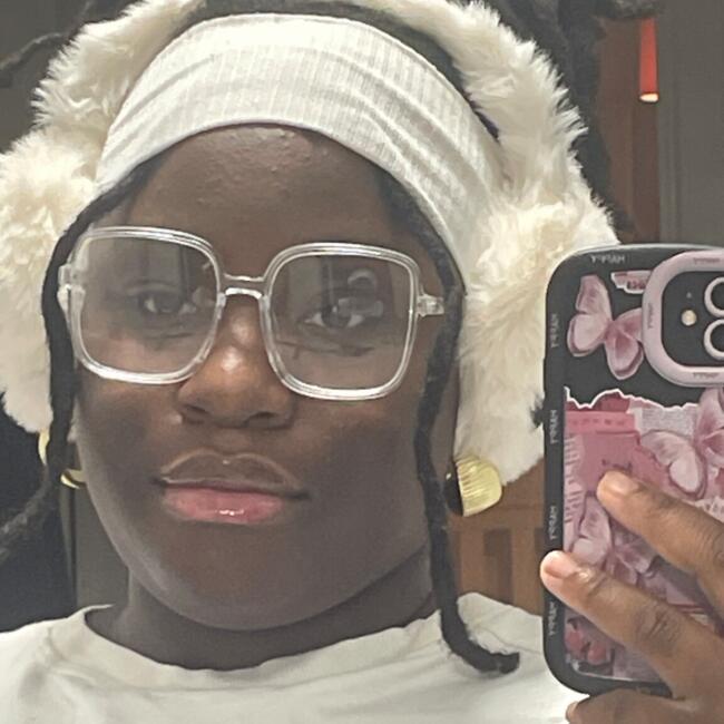 Babysitter in Northolt: Lakieyah