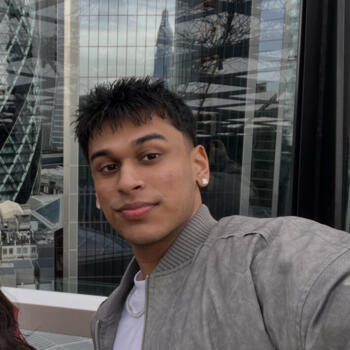 Babysitter Leicester: Shivain