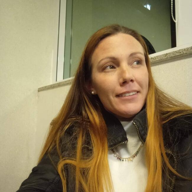 Babysitter in Balneário Camboriú: Ana Cristina Brandel
