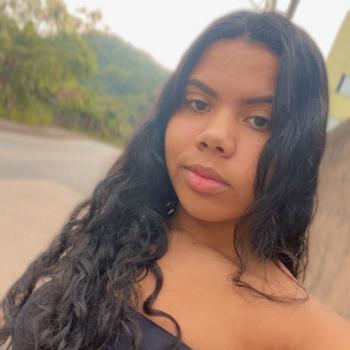 Agência de babá em Santos: Samilly