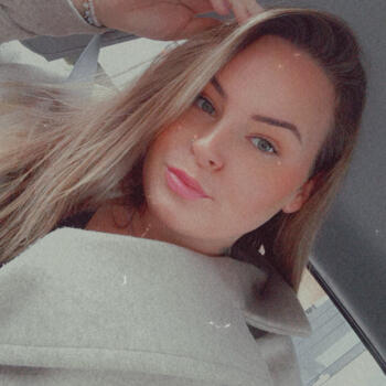 Babysitter in The Hague: Daisy