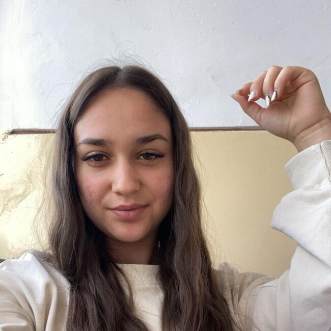 Babysitter in Craiova: Gabriela
