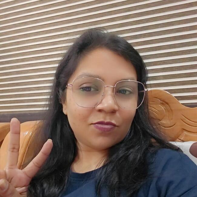 ग्रेटर नोएडा में बेबीसिटिंग की नौकरी: Aradhana Chaudhary