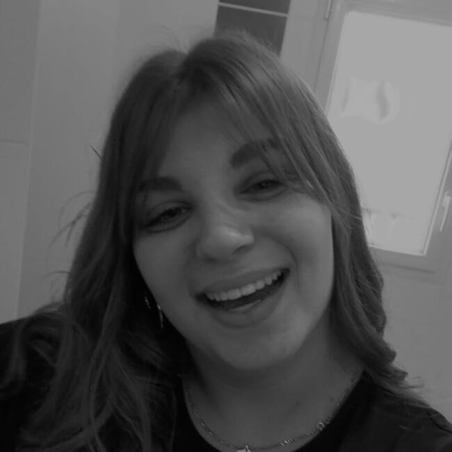 Babysitter in Perreuil: Laurine