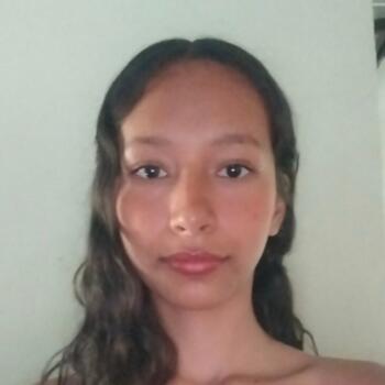 Niñera Santo Domingo de los Colorados: JENNIFER